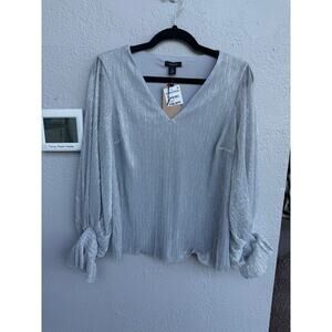 Metallic long sleeve Halogen top